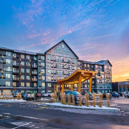 Sandman Signature Ottawa Airport Hotel Exterior photo